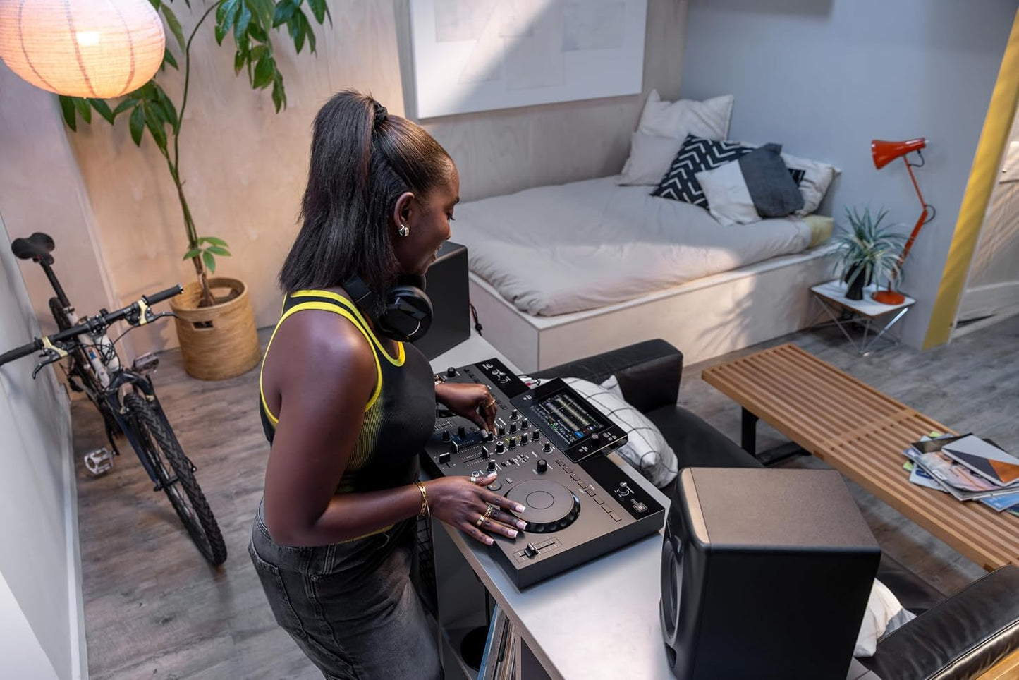 AlphaTheta XDJ-AN 2-Channel All-in-One DJ System, Touchscreen, Wi-Fi | For DJs stepping up from a controller, 2-channel standalone all-in-one, 7-inch touchscreen, SonicLink, Wi-Fi, streaming