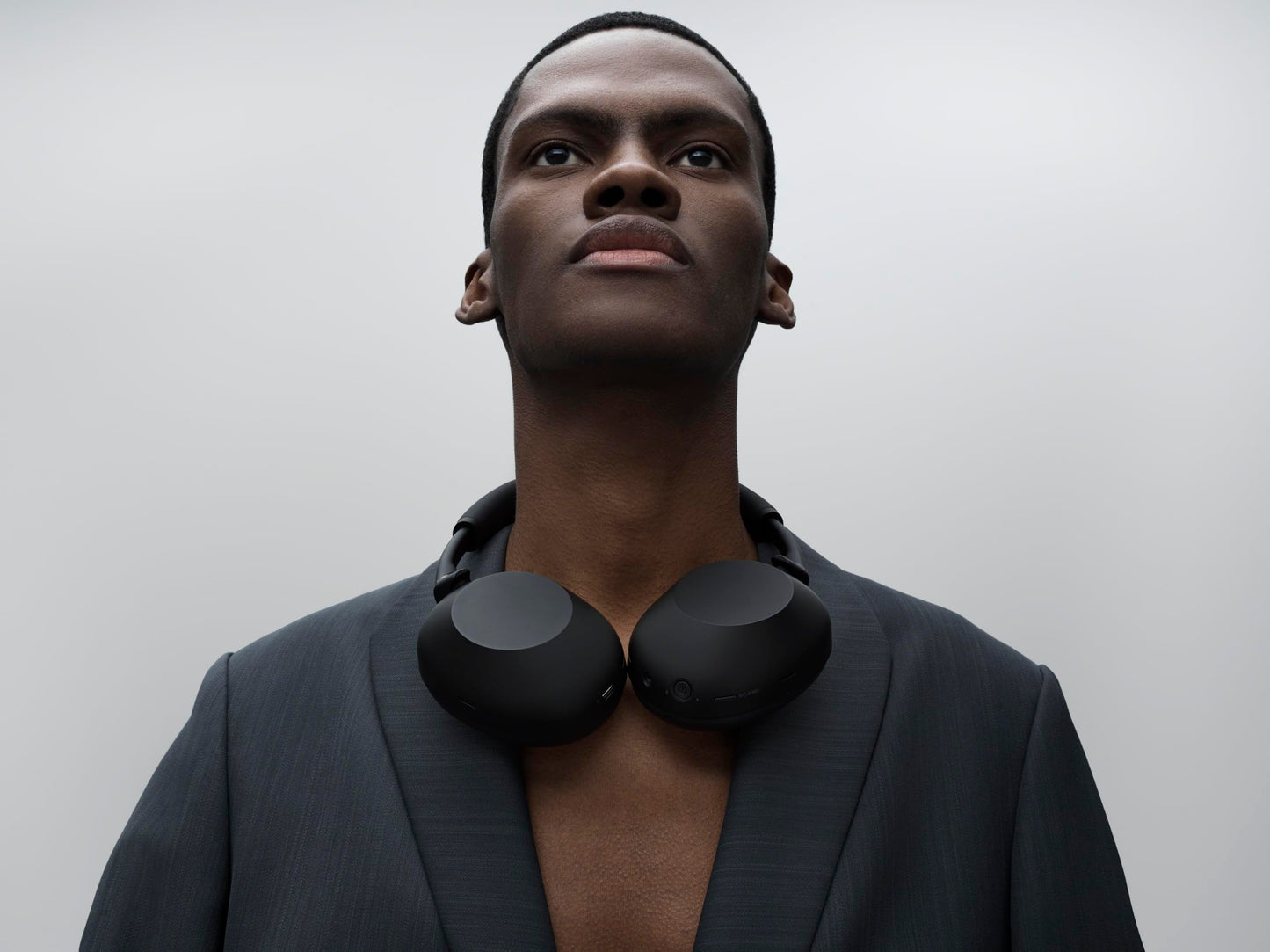 Sony WH-1000XM6 The Best Noise Cancelling Wireless Headphones, Sandstone | HD NC Processor QN3, 12 Microphones, Adaptive NC Optimizer, Mastered by Engineers, Studio-Quality, Up to 30 Hrs of Battery