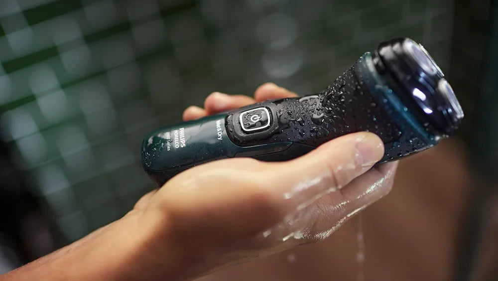 Philips Norelco Shaver 2600 Series Wet & Dry Electric Shaver with Pop-up Trimmer and Travel Pouch - Dark Forest Green (Model X3052/91)