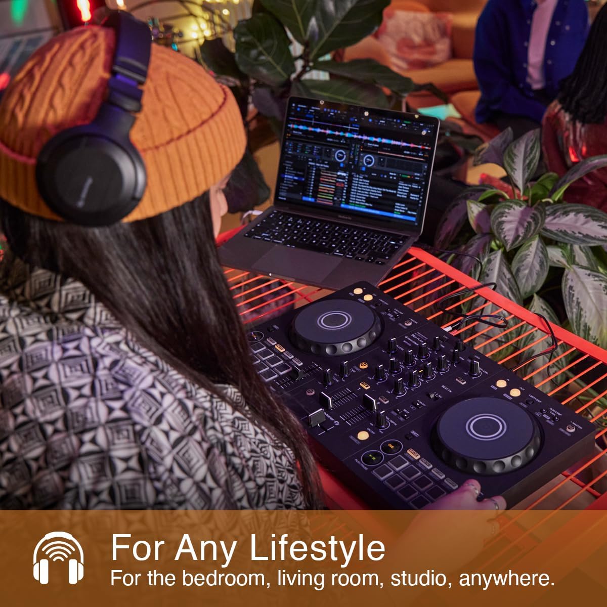 Pioneer DJ DDJ-FLX4 2-Channel DJ Controller, 16 Pads, Graphite | For learners and improvers, 2-channel 2-deck controller, Smart Fader, Smart CFX, mic and livestream ready, USB