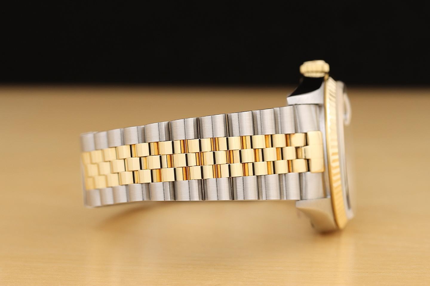 ROLEX MENS DATEJUST 16233 CHAMPAGNE ROMAN 18K GOLD STEEL NO HOLES TWO TONE WATCH