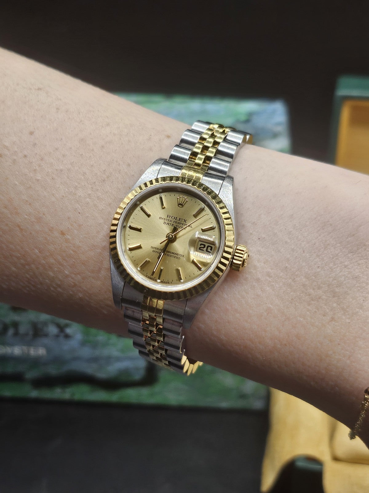 Vintage ROLEX 18K Gold/Stainless Steel Datejust  26MM Champagne Dial Perpetual